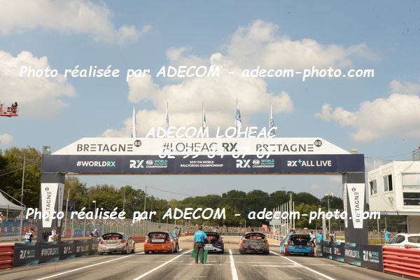 http://v2.adecom-photo.com/images//1.RALLYCROSS/2021/RALLYCROSS_LOHEACRX _2021/AMBIANCE_DIVERS/40E_4033.JPG